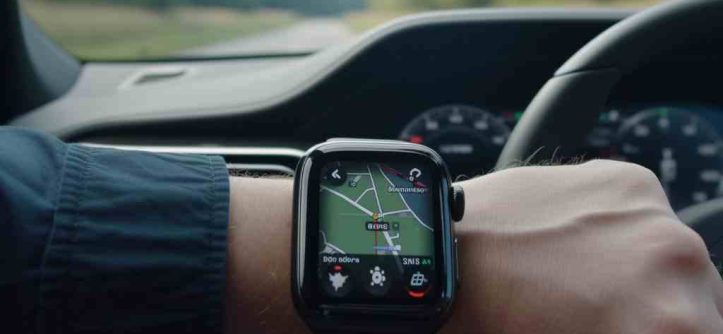 Is Waze an example of navigation app True or false